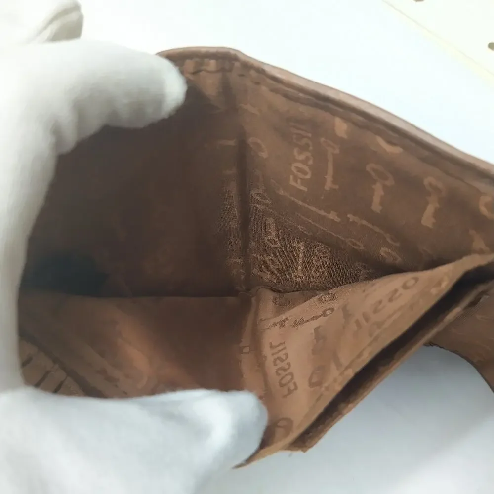 Fossil Brown Leather Credit Card ID Window Trifold Wallet